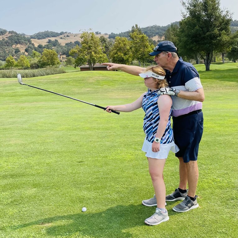 ゴルフでもエイミーを懸命にサポートしてきた父ジョー　©Bockerstette family