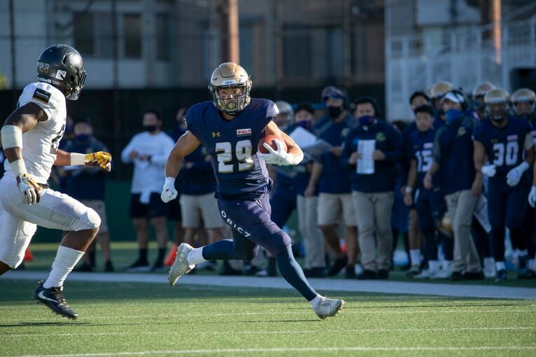 パイロット候補生として働くかたわら、社会人チーム「オービックシーガルズ」でも活躍していた　©OBIC SEAGULLS