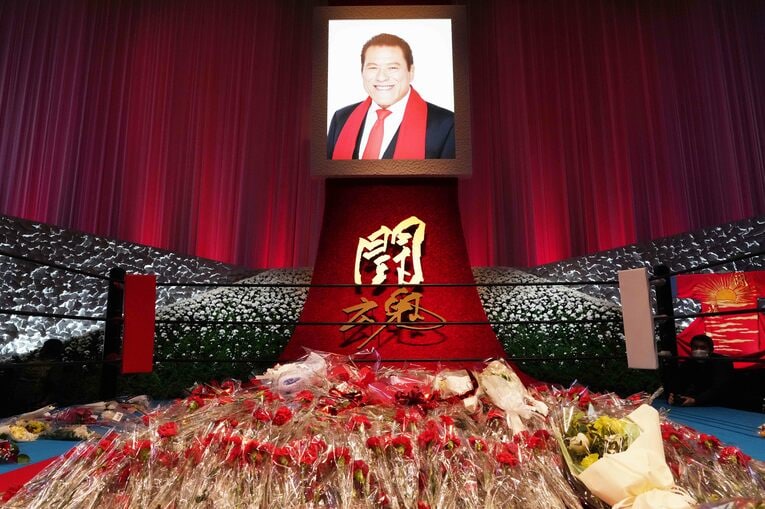 リング上の献花