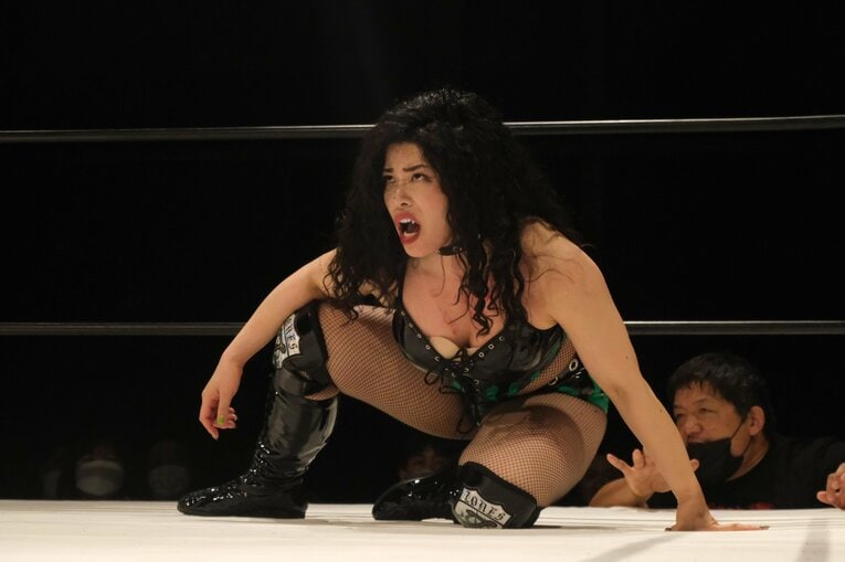 「圧倒される肉体美」を目指す新人女子プロレスラー…コンテストにも出場するZONESが語る“理想像”「実は体重が10kg減ったんです」(103)