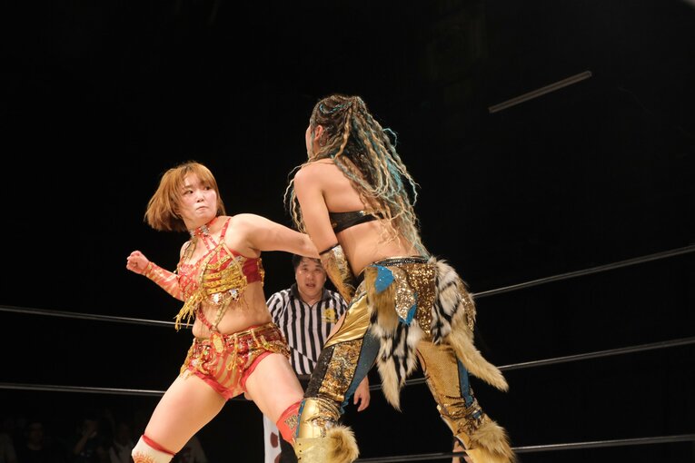 「泣いてんじゃねえ！ってビンタしたけど…」WWEから帰還したSareeeが日本で目指す“プロレス”とは？「ライバルはいればいるほど面白い」(104)