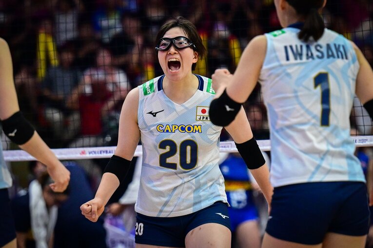 荒木彩花（VNLファイナル決勝・イタリア戦）　©︎Volleyball World