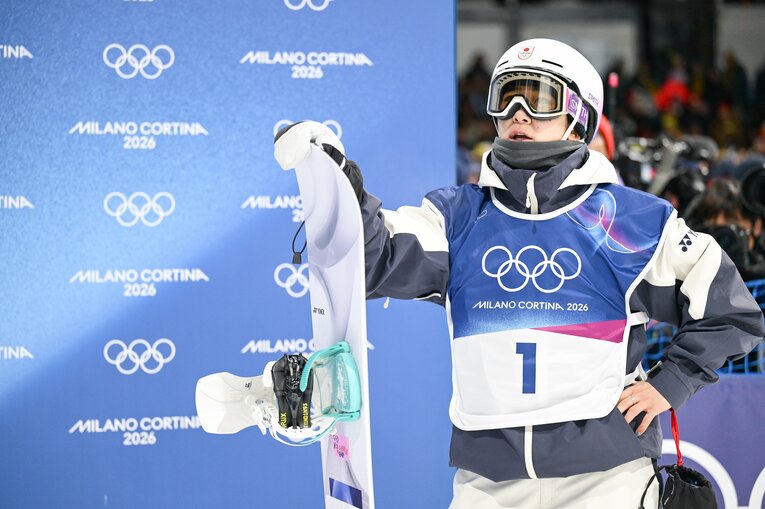 採点を待つ戸塚　©Nanae Suzuki/JMPA