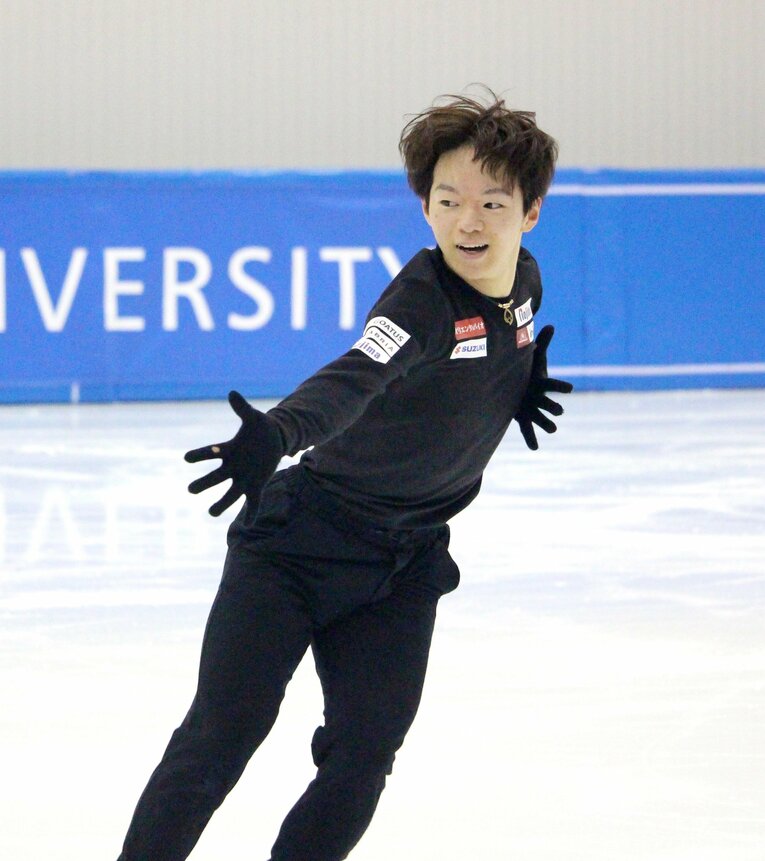 今年7月、全日本合宿で練習を行う鍵山　©JIJI PRESS