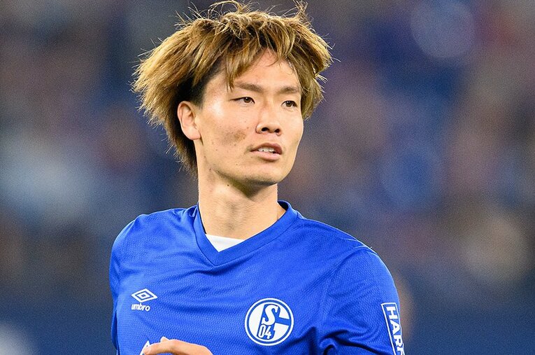 ドイツの名門シャルケに加わった板倉滉。代表合流前に話を聞いた ／ photograph by picture alliance/AFLO