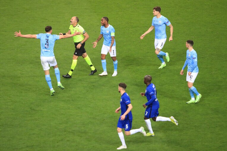 20-21シーズン、マンチェスター・CvsチェルシーのCL決勝。この試合で出した警告は3枚だった　©Getty Images