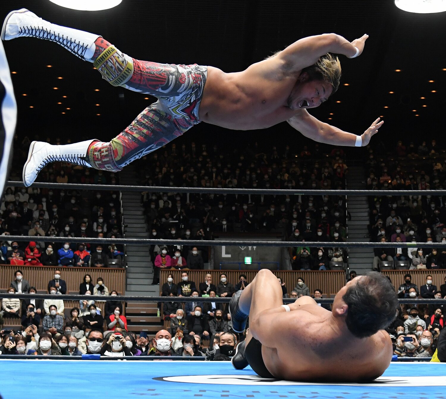 20年ぶりの師弟対決は棚橋弘至のハイフライフローで決着した