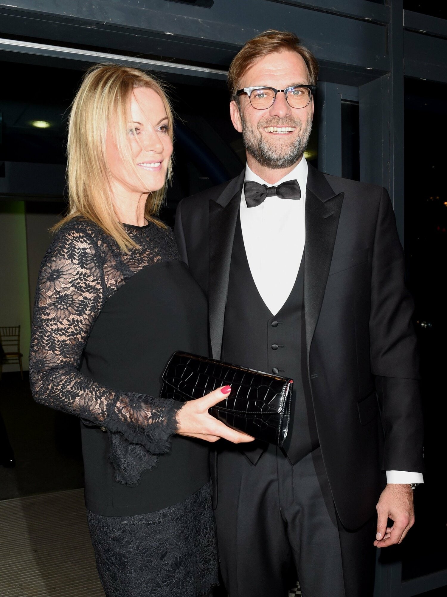 リバプールのクロップ監督と妻・ウラ・サントロック　©AFLO