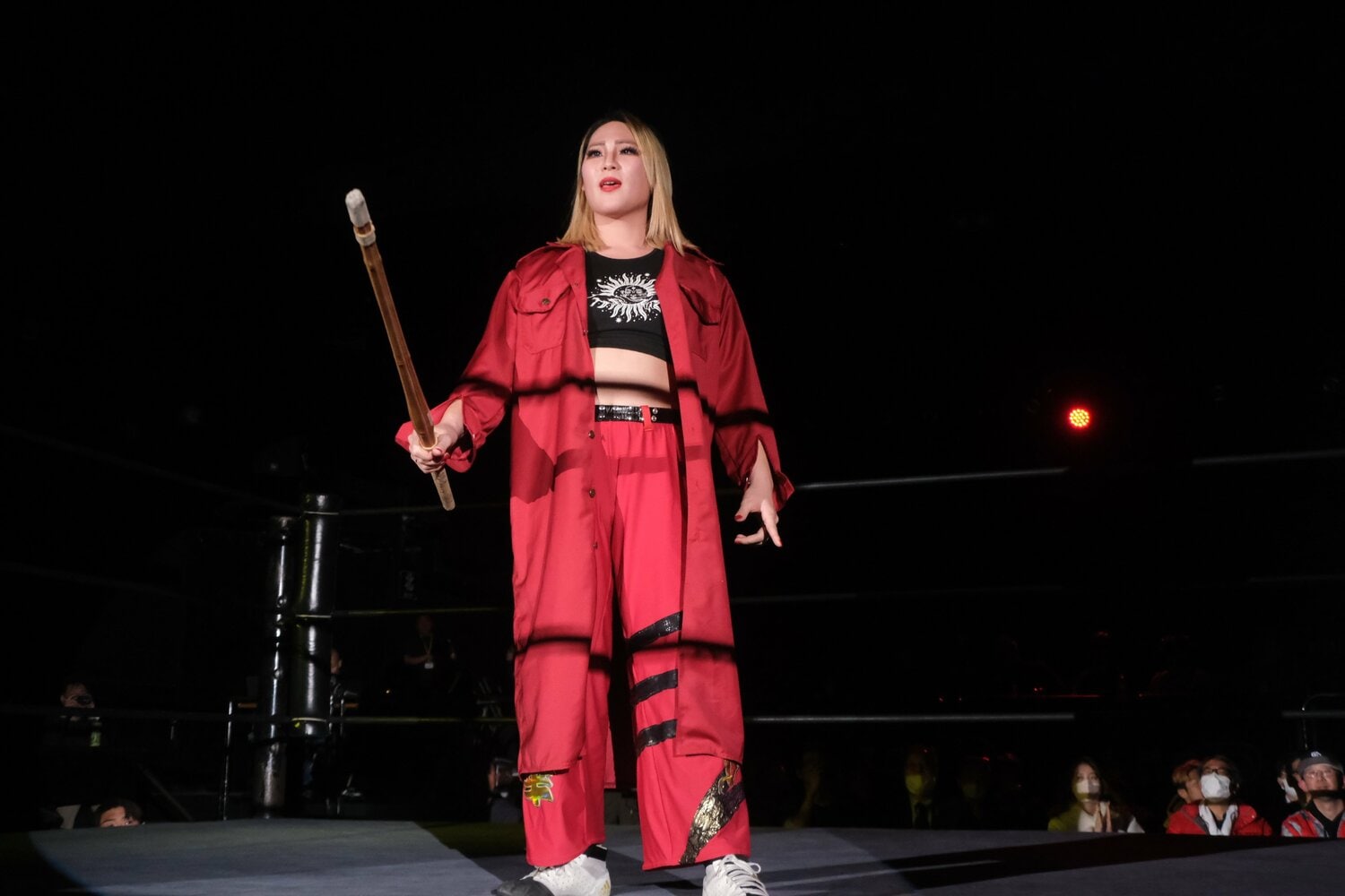 PPPTOKYOでの「壮行試合」に竹刀を持って入場