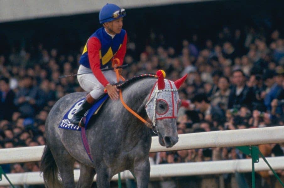 オグリキャップと武豊　©BUNGEISHUNJU