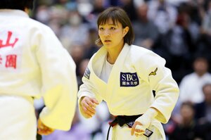 53キロで無差別級に“本気の挑戦”…角田夏実はなぜ“笑っていた”のか？「90キロ、76キロに連勝」巴投げを浴びた選手の証言「階級が違うとは思えない」