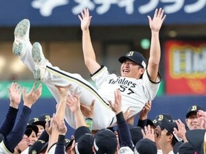 「勝っても負けても」“毎日登板”なぜできた? 引退のオリックス左腕が持っていた特殊能力「ちょっと泣いちゃいました」ラスト登板&吉田正尚との秘話