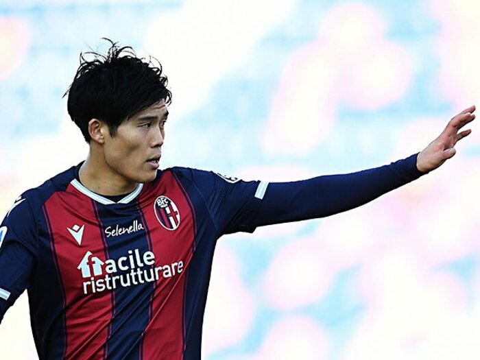 冨安健洋、セリエAでボール奪取＆クリア1位！ 名DFも驚く“攻守の完璧さ”と本人が語った予測力の秘訣＜Number Web＞ photograph by Getty Images