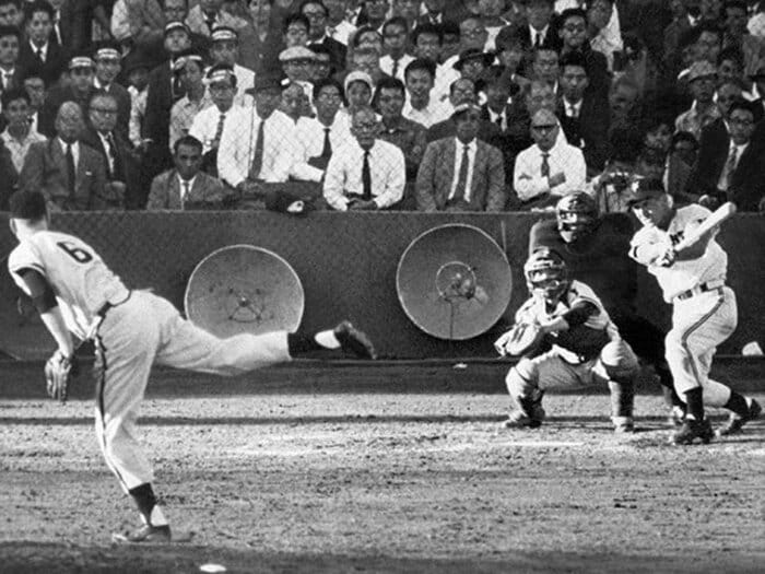 早くAI審判をプロ野球に導入しろ!ダンカンが説く「神の誤審」の味わい方。<Number Web> photograph by Kyodo News