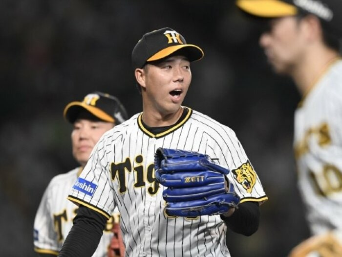 佐々木朗希と比べると地味!? 球宴ファン投票1位の“非エリート”阪神・青柳晃洋（28）の出世街道がスゴい「野球が下手くそでサイドスロー転向」＜Number Web＞ photograph by Sankei Shimbun