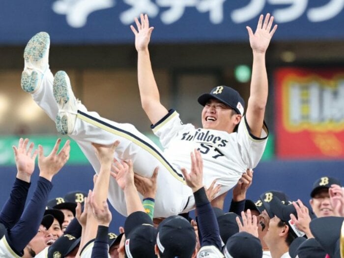 「勝っても負けても」“毎日登板”なぜできた？ 引退のオリックス左腕が持っていた特殊能力「ちょっと泣いちゃいました」ラスト登板＆吉田正尚との秘話＜Number Web＞ photograph by SANKEI SHIMBUN