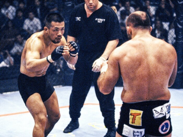 「試合前に遺書を書いた」27年前、UFCで初めて勝利した日本人の“壮絶な覚悟”　売名でも賞金でもなく…高橋義生はなぜ世界に挑んだのか＜Number Web＞ photograph by Susumu Nagao