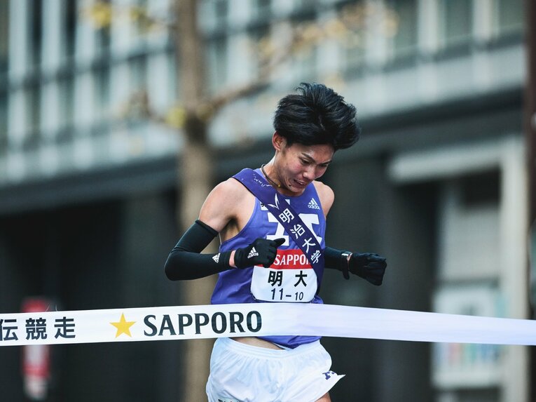 順大から明大までのタイム差を見ると、実力差が拮抗していることが分かる　©Yuki Suenaga