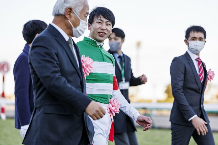 《有馬記念》エフフォーリアと横山武史は“とにかく強かった”…苦境の若武者を救った一言「武史が一番上手いから、信じて乗ってこい」(27)