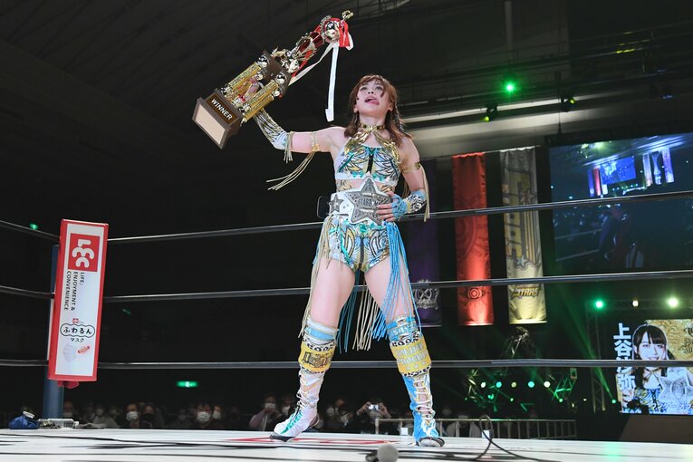 11月19日、KAIRIを相手に白いベルトを防衛した上谷沙弥