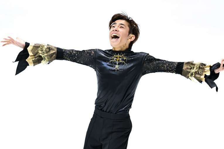 昨年12月のフィギュアスケート全日本選手権に11年ぶりに出場し4位となった織田信成（37歳）。マツケンサンバで会場を大いに沸かせた ／ photograph by Asami Enomoto