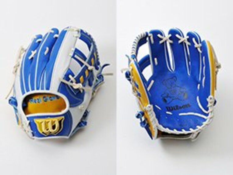 Special Order Glove
表革、裏革、レース、ウエルティング（指のはみ出し部分）、バインディング（へり革）、縫い糸の素材と色を自在に選択。さらに芯材やウェブのカタチやラベルなども自由に選び、自分だけのオリジナル・グラブを作ることができるシステム。軟式用3万1500円～、硬式用5万5650円～。 