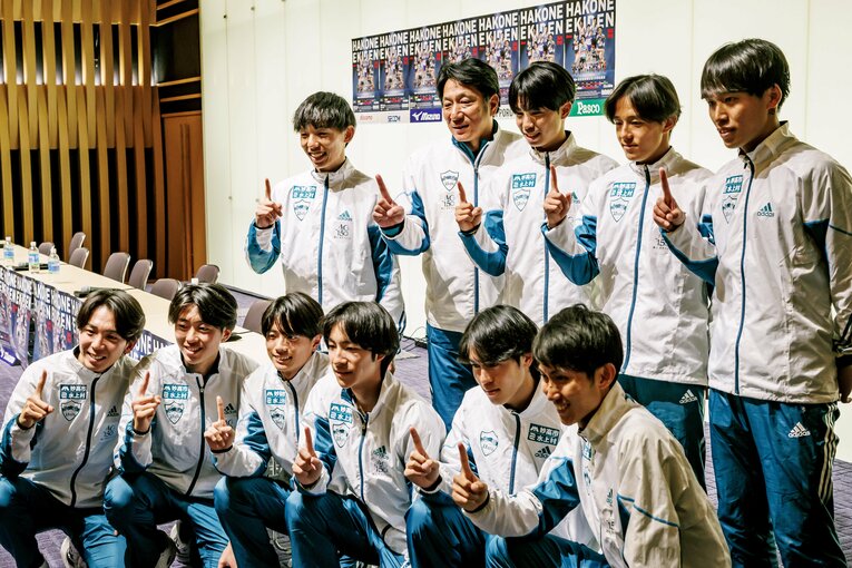 原晋監督のもと、2025年の箱根駅伝を制した青学大の選手たち　©Kiichi Matsumoto