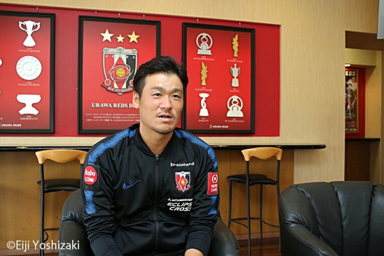 「サッカーA代表、最後の覚悟」過去と今と。酒井友之の小さな後悔。(2)