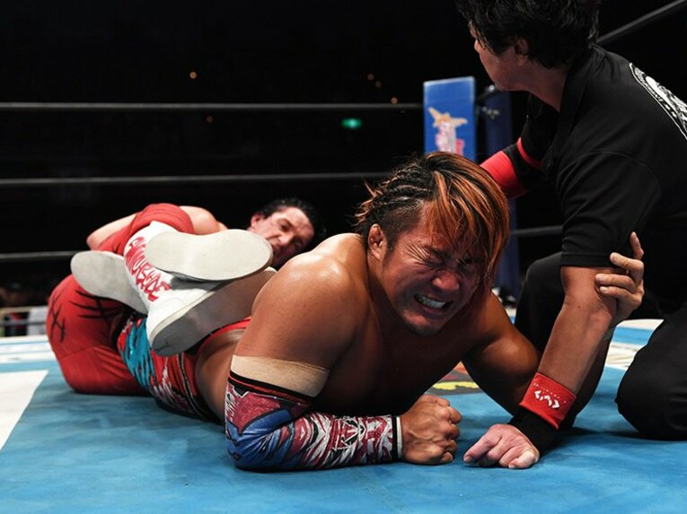 棚橋弘至IWGP王座初防衛に失敗！新王者は26歳のスイッチブレイド。(2)