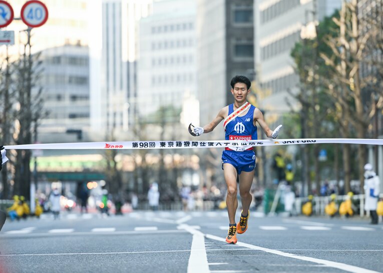 98回箱根駅伝10区を務めた順大の近藤　©Nanae Suzuki