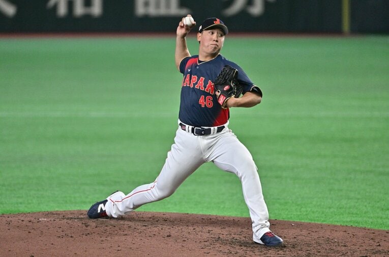 WBC台湾戦で先発の山本由伸の後を受けて、満塁の場面で登板した藤平尚真。注文通り三振を奪い”見事な火消し”を遂行した ／ photograph by Hideki Sugiyama