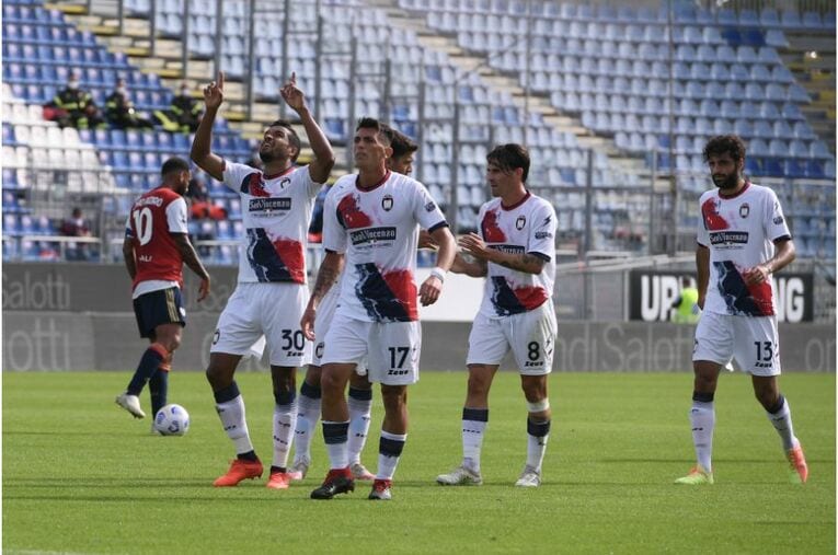 昔は冷蔵庫配達バイトだったメシアス©Getty Images