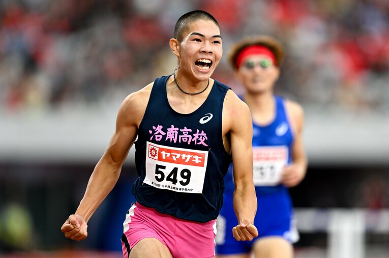 陸上日本選手権の男子400mハードルで史上初の高校生優勝を決めた洛南高2年の後藤大樹。レース後の質疑応答ではクレバーさが光った ／ photograph by Asami Enomoto