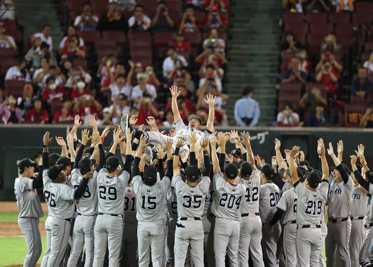 巨人の優勝で幕を閉じた今季のセ・リーグペナントレース　©︎JIJI PRESS