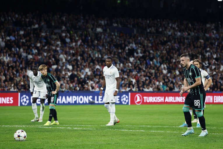 「キヨウゴ、マエダ、レオみんな…」W杯選出の前田大然、落選も古橋亨梧＆旗手怜央がレアル戦で奮闘… 少年サポとカメラマンが語った“愛”(34)