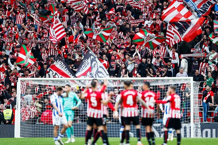 「クボには開幕前から…今はそれ以上の期待だ」MVP→徹底マークで不発も久保建英21歳“バスクダービー両軍サポの熱視線”をカメラマンは見た(57)