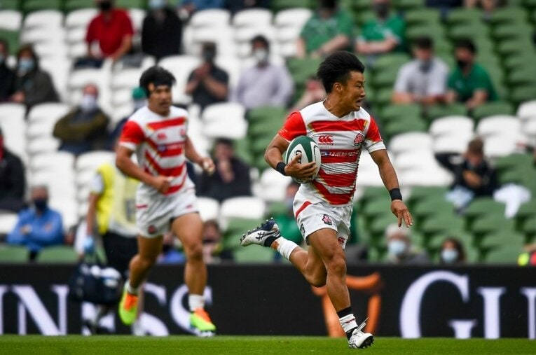 代表初スタメンSH齋藤直人はトライをマークするなど奮闘。試合後はすぐに反省の口にし、今後の成長に生かすことを力強く誓った ／ photograph by Getty Images