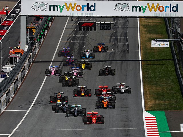 F1開幕へ向け飛び交う期待と不安。ホンダとレッドブルはポジティブ?<Number Web> photograph by Getty Images