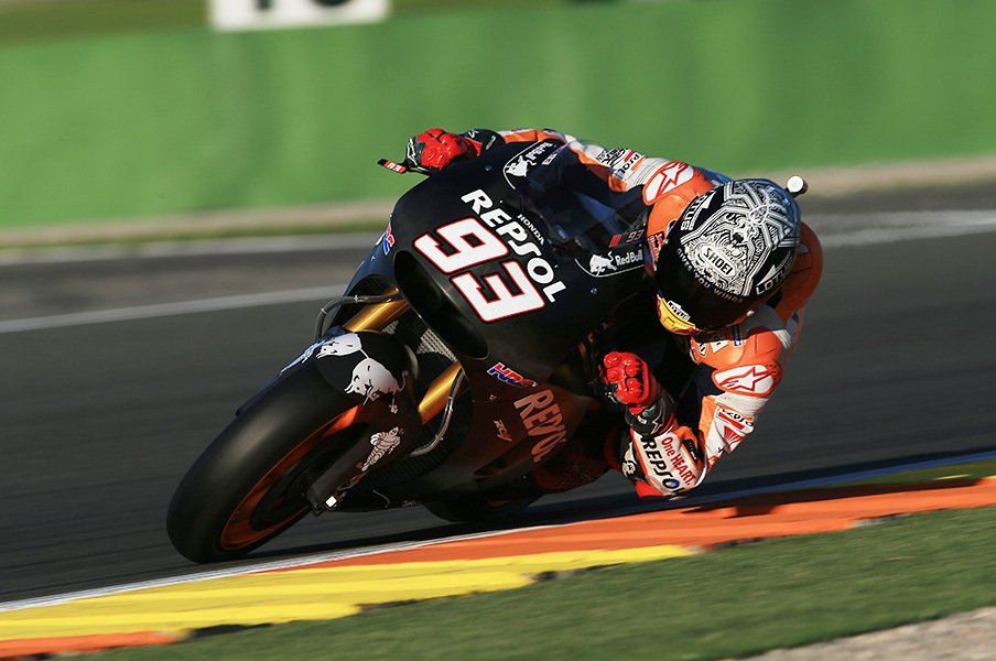 ブラックボックスだった制御装置。共通化で、MotoGPは相互監視時代に。<Number Web> photograph by Satoshi Endo