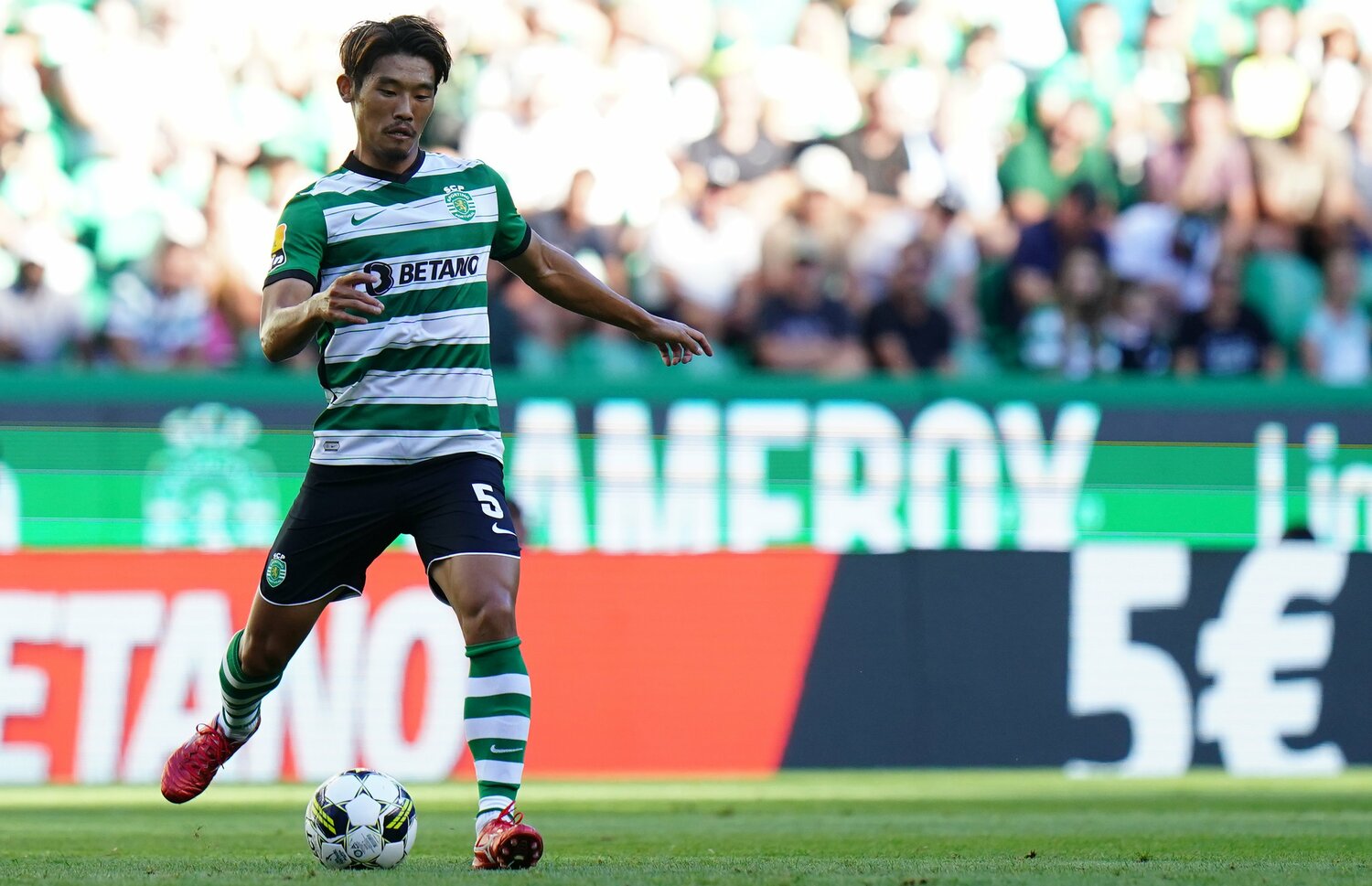 ポルティモネンセ戦ではゲームをコントロールした　©Getty Images