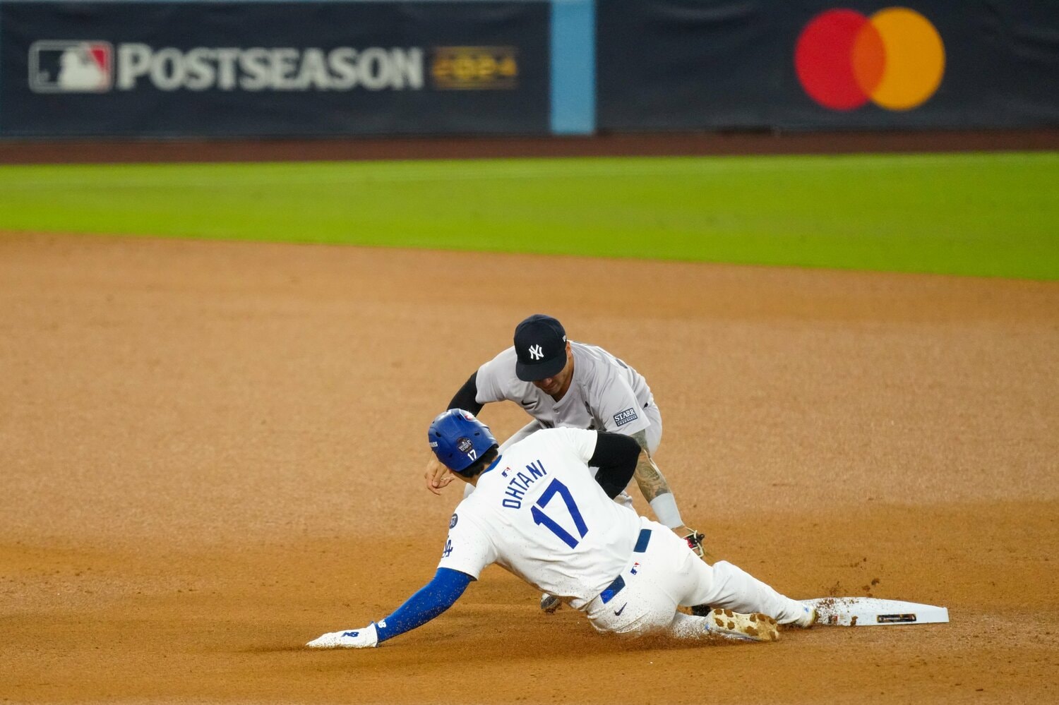 左手が地面についた瞬間 ©︎Getty Images