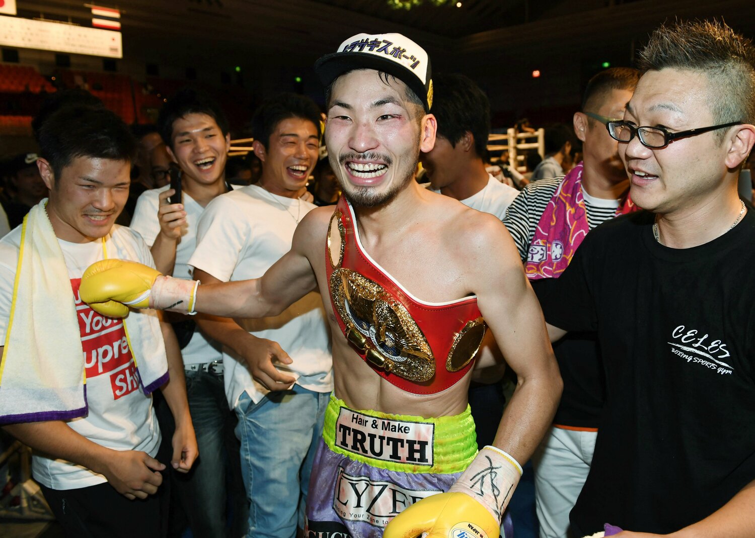 元IBF世界スーパーバンタム級王者の岩佐亮佑は習志野高校の同級生だった　©JIJI PRESS