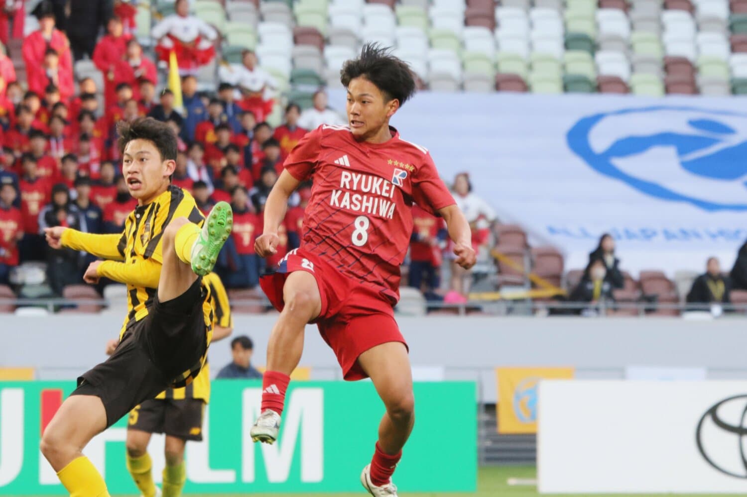 今大会では守備での貢献も光った亀田。献身的なプレーを厭わないのも魅力の一つ　©︎Takahito Ando