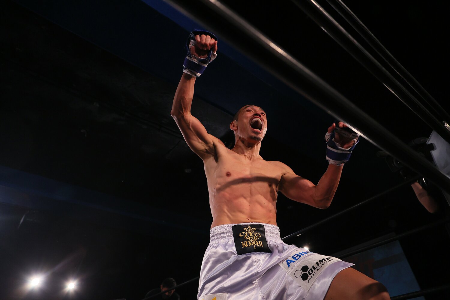 “元ドラ2”相内誠との試合では、年齢差「17」を感じさせず、1ラウンドKO勝利　©RISE