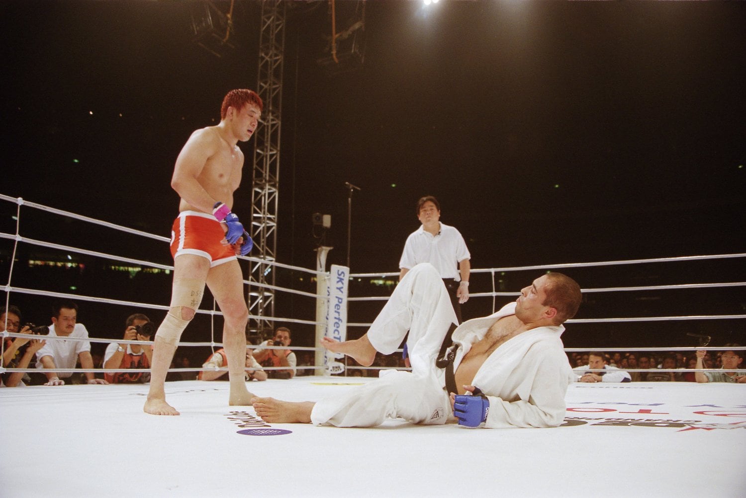 PRIDE GP2回戦、桜庭和志vsホイス・グレイシー(2000年5月1日) ©Yukio Hiraku/AFLO