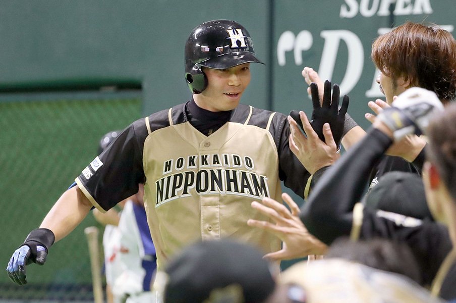 打率4割に.000、2287打席目の初HR。2017年プロ野球、マニアな5大記録。＜Number Web＞ photograph by Kyodo News