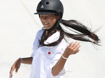 空中戦で勝負せずに銀メダル 「世界でかっこいいスケーターに」12歳開心那“プロスケーターも驚く”2つの凄さ＜Number Web＞ photograph by JIJI PRESS