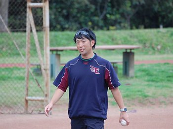 球数ではない、メカニズムこそ重要。則本、松井も頼る楽天トレーナー。＜Number Web＞ photograph by Genki Taguchi