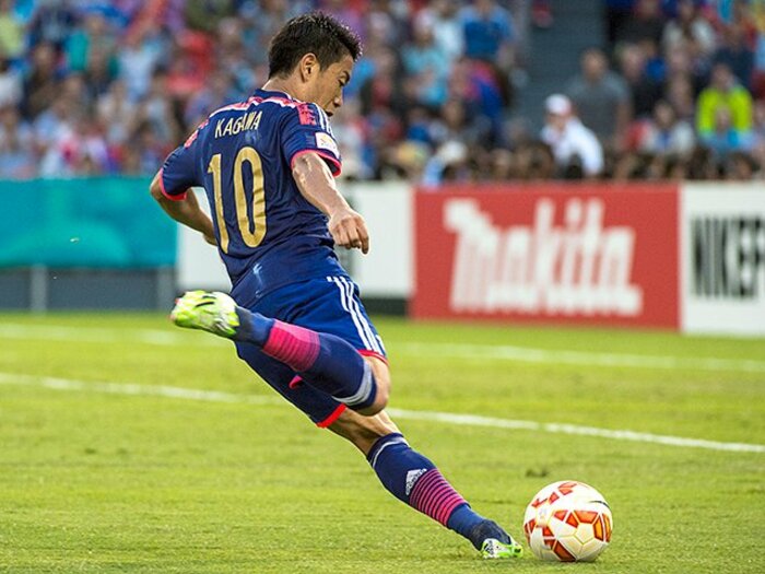 それでも香川真司が期待される理由。乾、清武、長友が語る“大きさ”とは？＜Number Web＞ photograph by Takuya Sugiyama