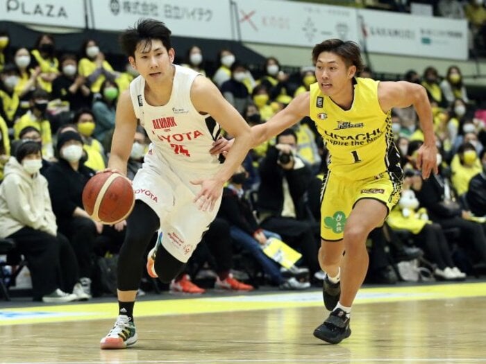 【バスケ天皇杯】負傷者続出のなかでのA東京vs宇都宮、川崎vs三河…ファイナルラウンド展望＜Number Web＞ photograph by B.LEAGUE